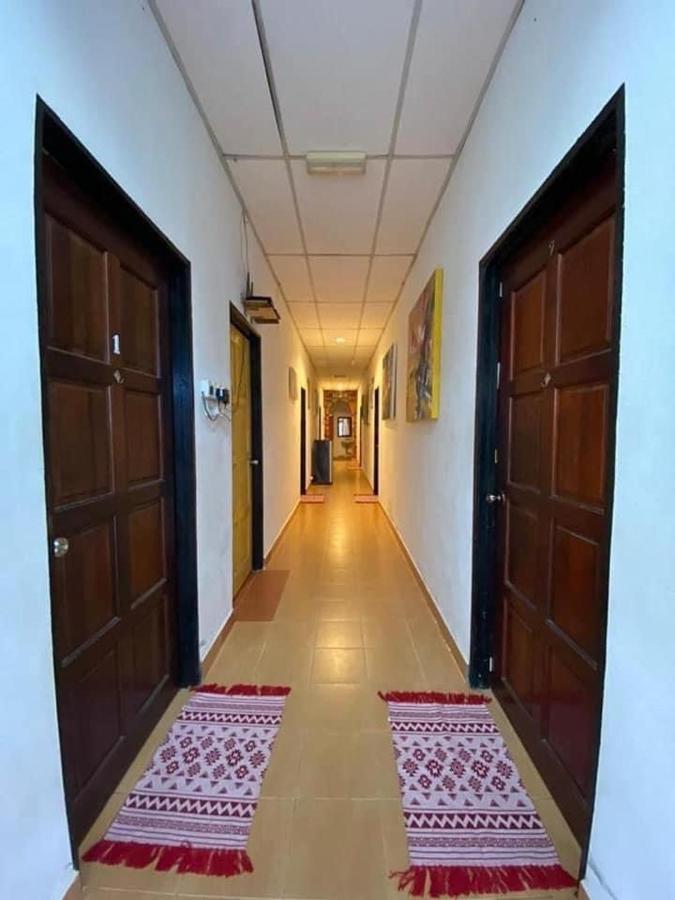 Kencana Guest House Pantai Cenang  Exterior foto